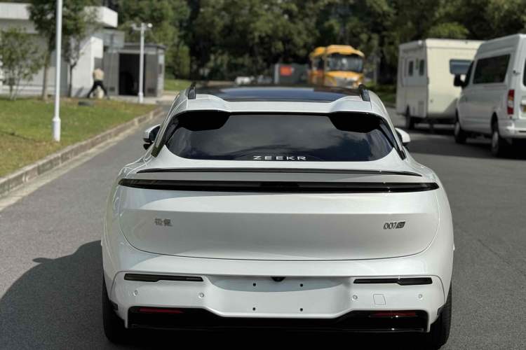 Used Zeekr 007GT 2025 Long-Range Rear-Wheel Drive Intelligent Driving Version 100 kWh
