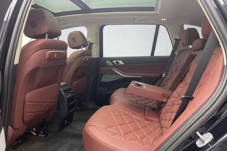 Used BMW X5 2023 xDrive 30Li Luxury M Sport Package