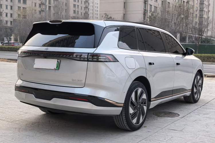 Used Dongfeng eπ eπ008 2024 210Max Range-Extended Version 6 Seats