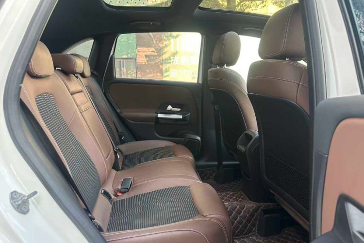 Used Mercedes-Benz B-Class 2020 B 200 Sport Edition Exterior 7