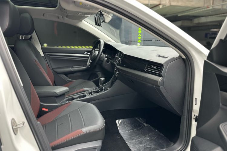 Used Volkswagen Bora 2020 1.5L Automatic Elite Version Interior 7