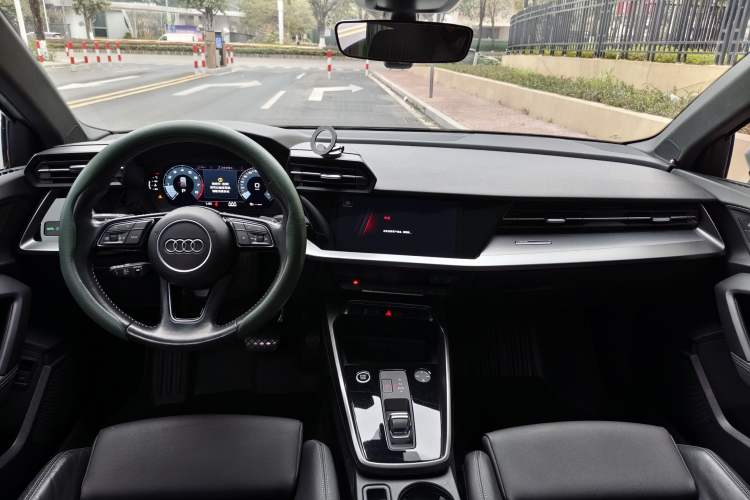 Used Audi A3 2021 Sportback 35 TFSI Fashionable Sports Model Interior 6