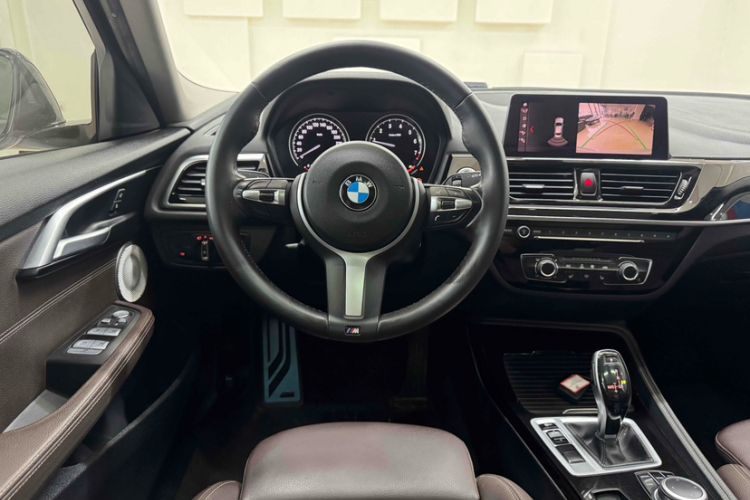 Used BMW 1 Series 2021 120i M Sport Night Edition Interior 4