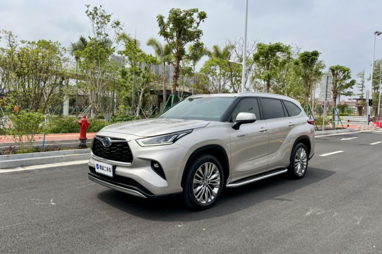 Used Toyota Highlander 2022 Dual-Engine 2.5L Four-Wheel Drive Supreme Edition 7-Seater Exterior 9