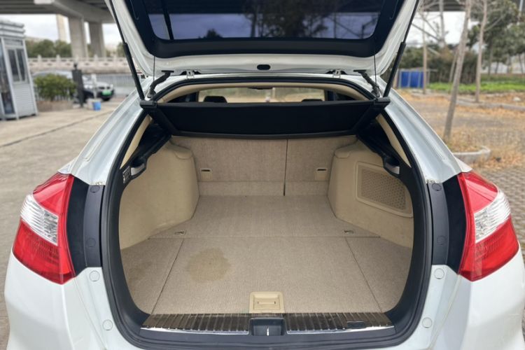 Used Honda Crosstour 2011 3.5L Prestige Edition
