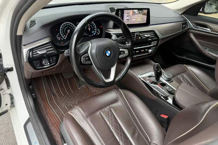 Used BMW 5 Series New Energy 2019 Updated Version 530Le Luxury Package Interior 4