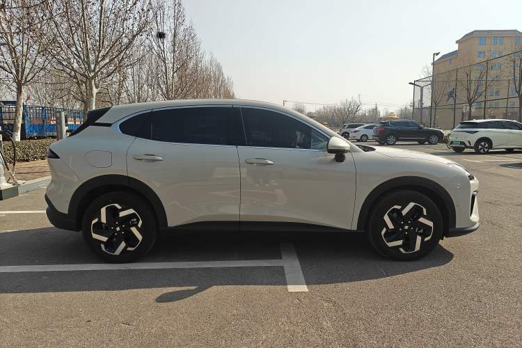 Used Baojun Yunhai 2024 140km Plug-in Hybrid Version