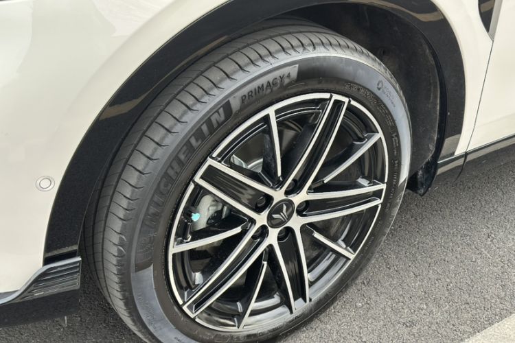 Used VOYAH COURAGE 2025 Model Rear-Drive Qiankun Edition