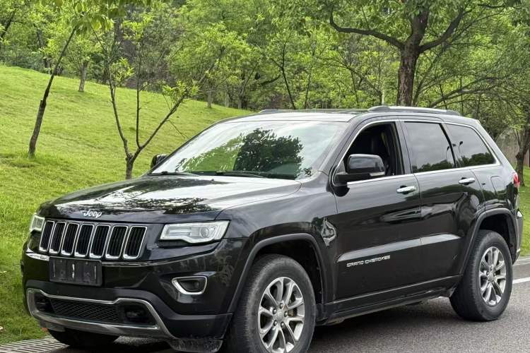 Used Jeep Grand Cherokee 2014 3.0L Comfort Navigation Edition