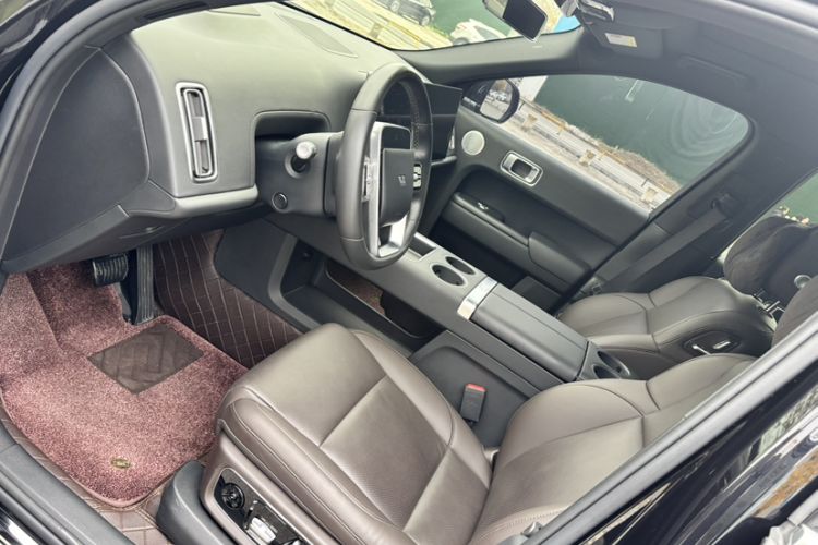 Used Li Auto L8 2023 Pro Model
