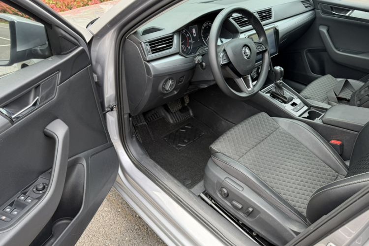 Used Skoda Superb 2016 TSI280 DSG Innovation Edition