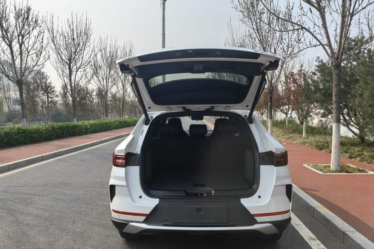 Used BYD Song PLUS New Energy 2021 DM-i 51KM Prestige Model Trunk