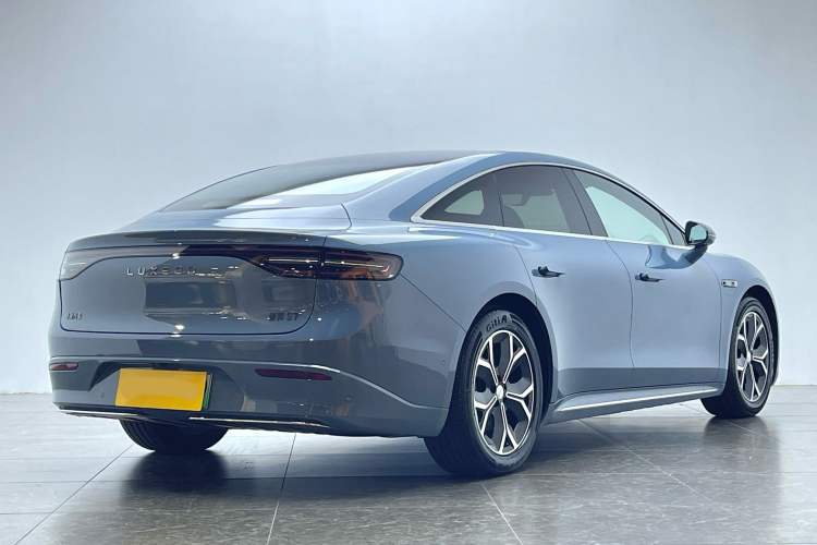 Used Hima Luxeed S7 2024 Pro Rear-Drive Long-Range Version