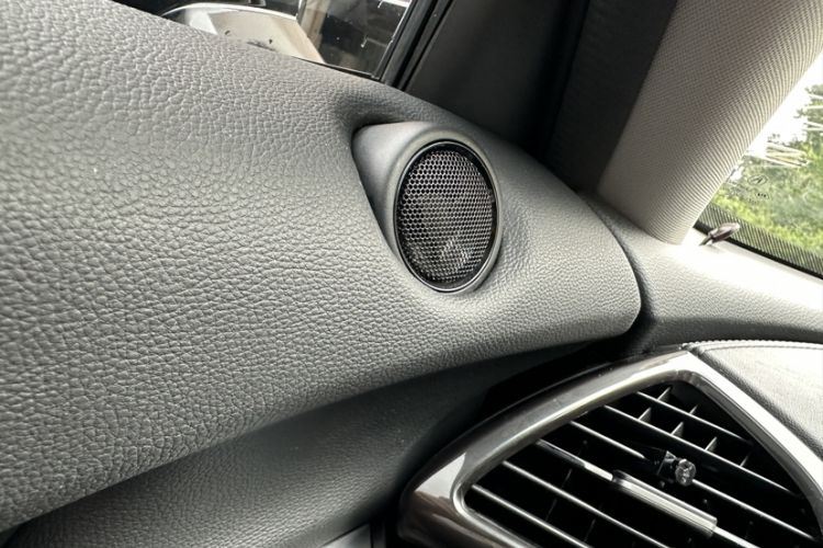 Used Acura CDX 2016 1.5T Two-Wheel Drive Deluxe Edition