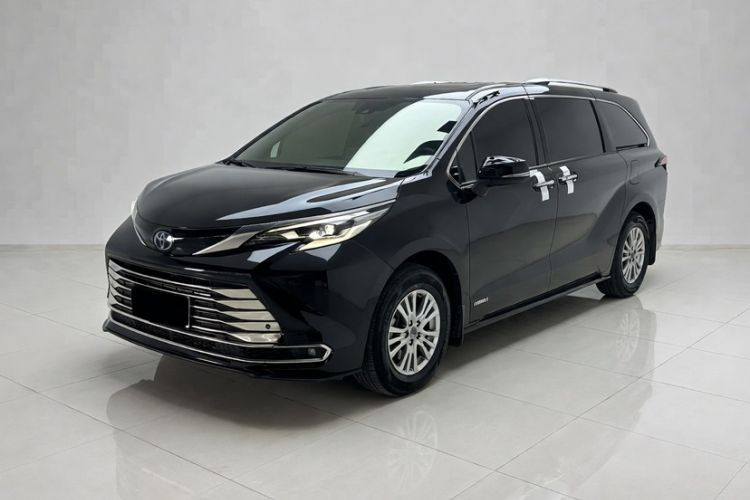 Used Toyota SIENNA 2021 2.5L Hybrid Premium Edition