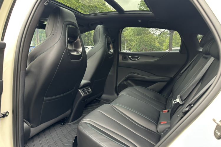 Used BYD Seal 06 New Energy 2025 EV 545KM Flagship Edition Interior 9