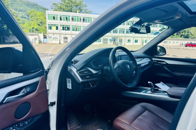 Used BMW X5 2016 xDrive35i parallel import
