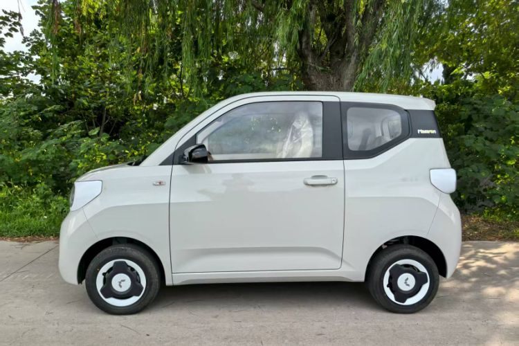 Used Wuling Hongguang MINIEV 2024 3rd Generation 215km Youth Edition