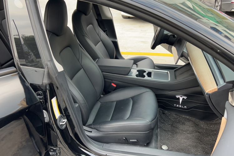 Used Tesla Model 3 2022 Rear-Wheel-Drive Version
