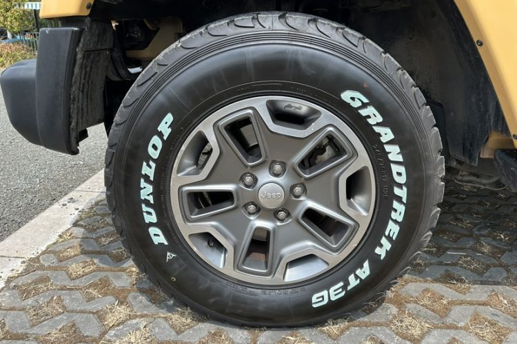 Used Jeep Wrangler 2013 3.6L Sahara two-door model
