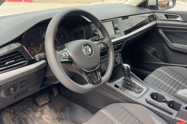 Used Volkswagen Lavida 2019 280TSI DSG Comfort Edition China VI standard Interior 1
