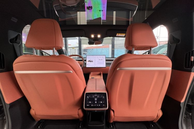 Used ONVO L60 2024 60 kWh Rear-Drive Version Interior 1