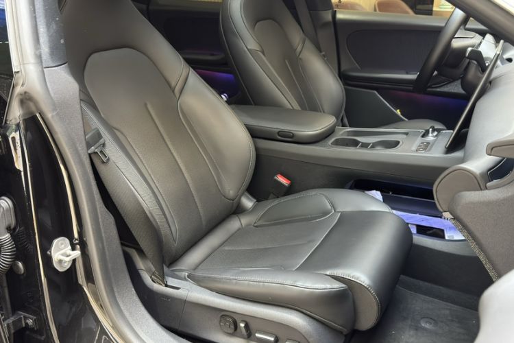 Used Nio ET5T 2024 75kWh Touring Interior 5