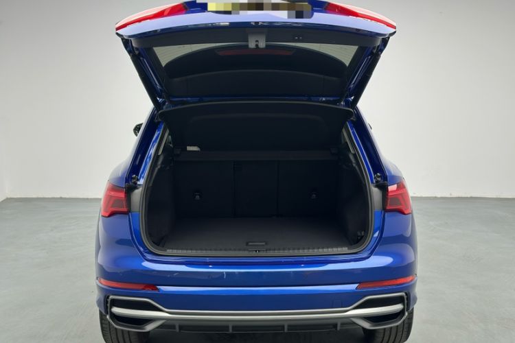 Used Audi Q3 2019 35 TFSI Fashion Dynamic Model
