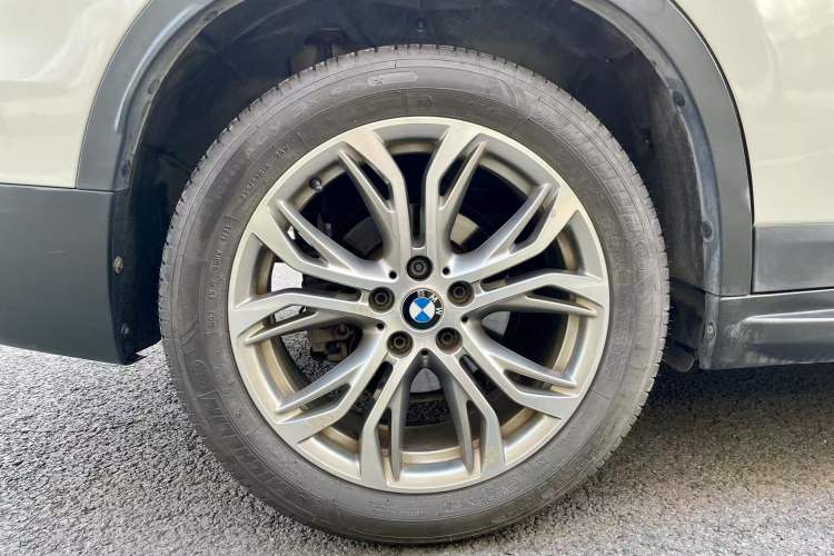 Used BMW X1 2018 sDrive20Li Leading Model