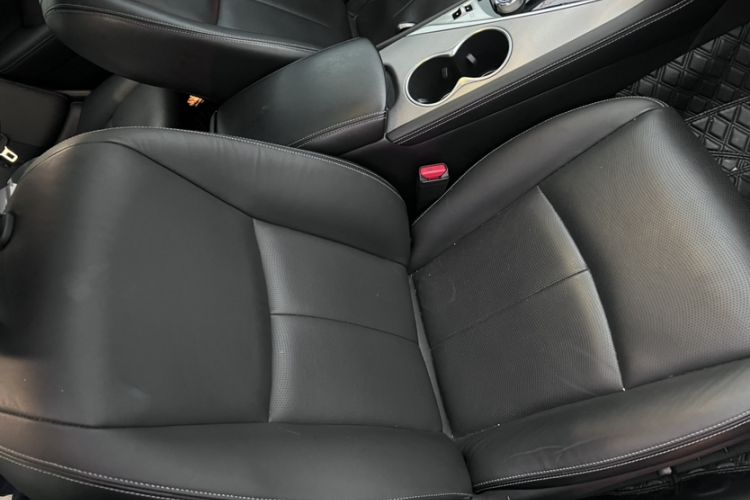 Used Infiniti Q50L 2019 2.0T 30th Anniversary Limited Edition Right Front Seat