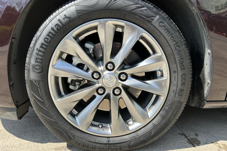 Used Buick GL8 2022 Avenir Aivia 7-Seater Deluxe Edition