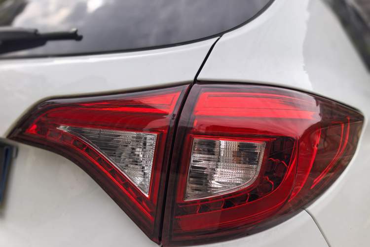 Used BYD Song 2017 Gaishi Upgrade Edition 1.5TI Manual Elite Model