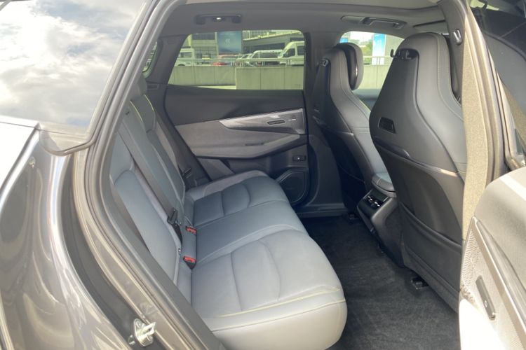 Used Lynk & Co 08 EM-P 2023 120km Long-Range Halo
