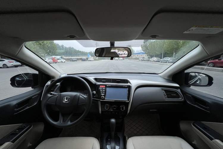 Used Honda City 2015 1.5L CVT Comfort Version
