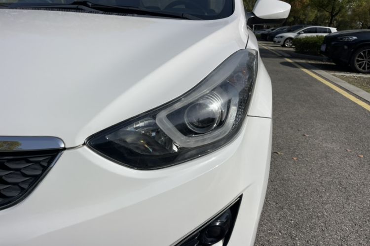 Used Hyundai Elantra (5th Generation / Langdong) 2016 1.6L Automatic Smart Version Left Front Headlight