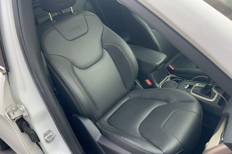 Used Jeep Cherokee 2017 2.0L Superior Edition