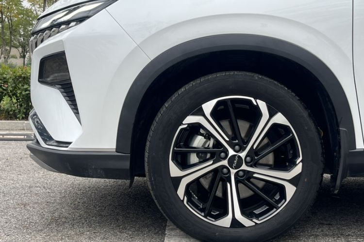 Used Dongfeng Aeolus Huge 2022 Mach Power 1.5T Dare-Enjoy Edition · Smart
