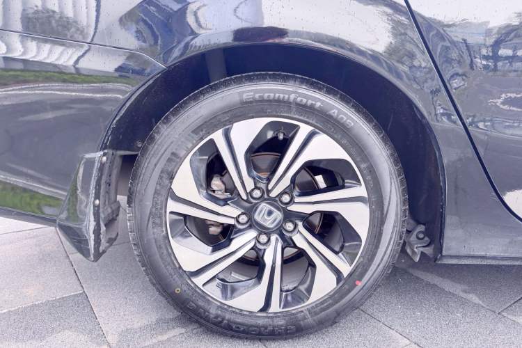 Used Honda Crider 2016 1.8L CVT Leading Edition
