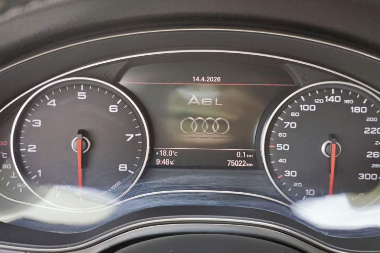 Used Audi A6L 2018 30th Anniversary Edition 30 FSI Style Model Odometer Close Up