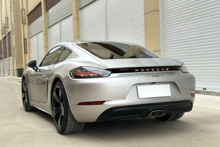 Used Porsche 718 2020 Cayman 2.0T
