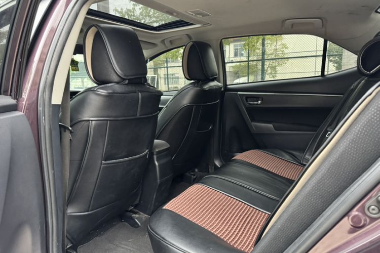 Used Toyota Levin 2016 Dual-Engine 1.8H GS E-CVT Elite Model with Sunroof