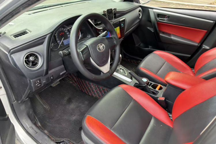 Used Toyota Corolla 2017 Revised Version 1.2T S-CVT GL Interior 2