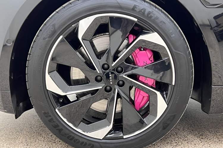 Used Zeekr 001 2023 WE Edition 100 kWh
