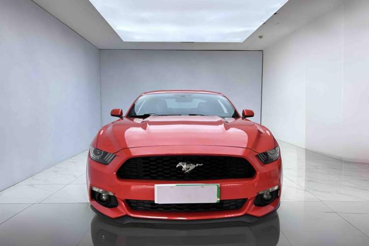 Used Ford Mustang 2015 2.3T Automatic U.S.-Spec Version
