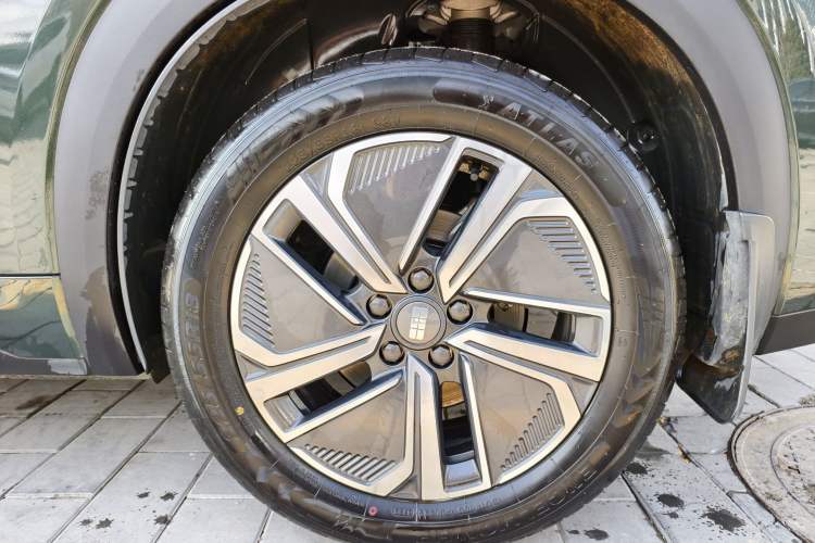 Used Geely Galaxy Galaxy Xingjian 7 EM-i 2025 120km Exploration+ Version