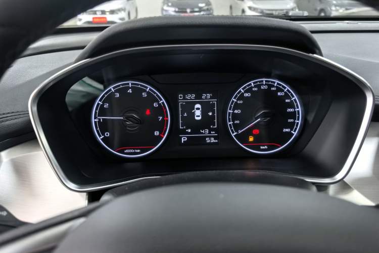 Used Geely Auto Coolray 2025 1.5L CVT Super Edition Odometer Close Up