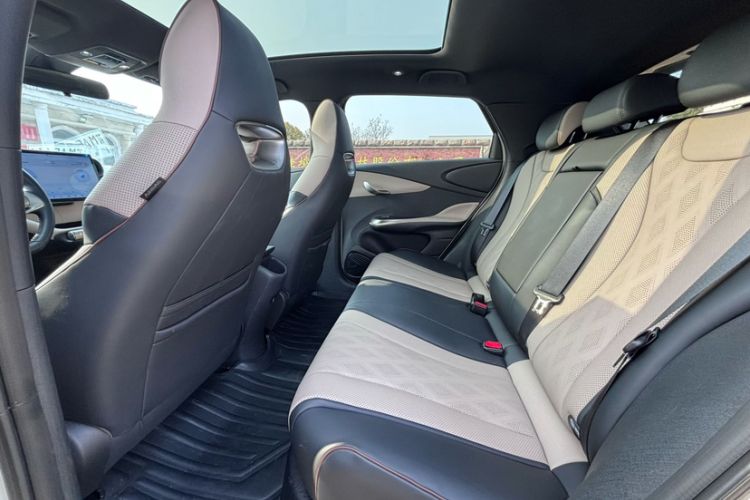 Used BYD Dolphin 2023 420 km Fashion Edition