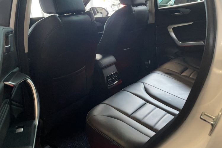 Used Wey VV5 2021 1.5T Two-Wheel Drive Smart Pioneer