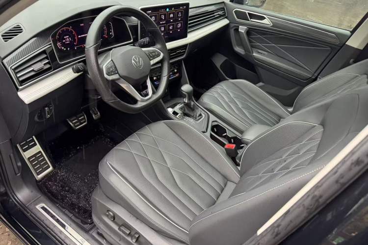 Used Volkswagen Tiguan L 2024 330TSI Automatic Two-Wheel Drive R-Line Enhanced Edition