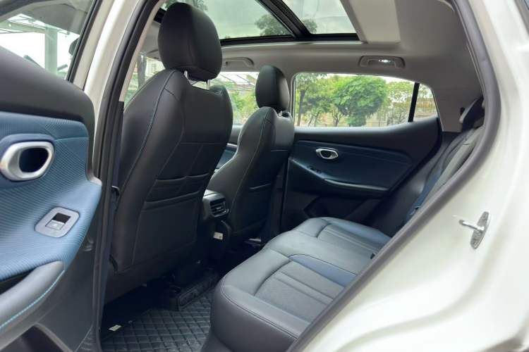 Used GAC Trumpchi GS3 2025 Shadow Speed 270T Enjoyment Edition Soaring to New Heights Interior 8